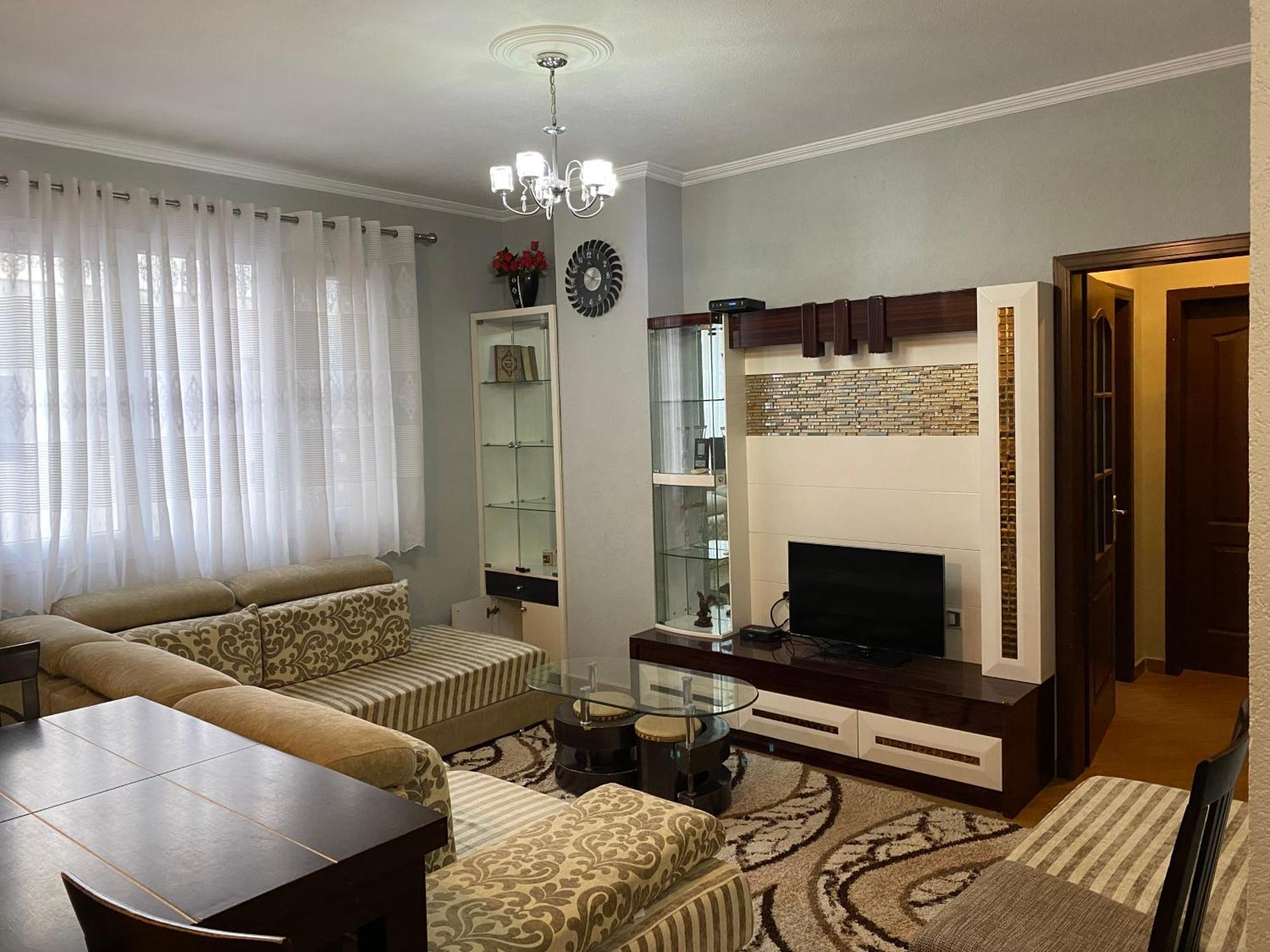 Comfortable 2-Br For 4 Tirana Exteriör bild